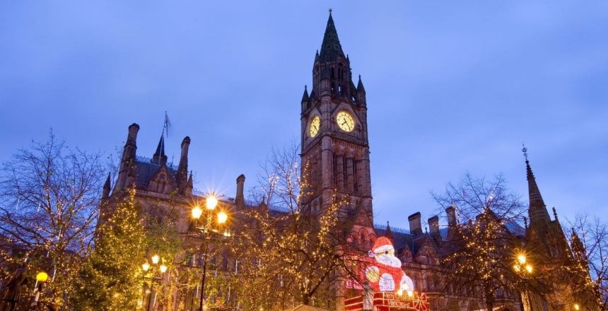 8 Christmas Traditions in the UK